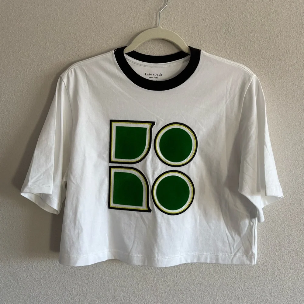 Kate Spade Noel Logo T-Shirt Cropped Ringer Tee Women’s XS White Velvet Green